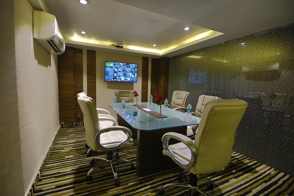 Hotel Jrd Exotica-Business Hotel New Delhi Eksteriør bilde